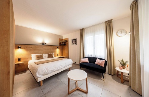 Fos-sur-Mer Hotel | The Originals City, Hotel Azur, Fos sur Mer