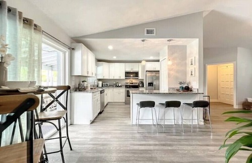 Azalea Park House | The Orlando Retreat.nn