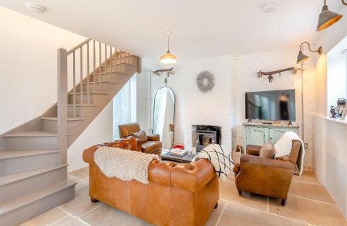 Sleaford House | The Ostlers Cottage