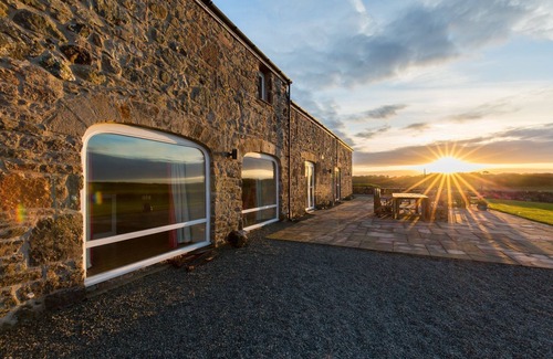 Gaerwen Cottage | The Outbuildings - sleeps 14 guests in 7 bedrooms