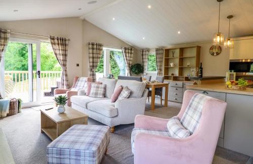 Llanidloes House | The Owlet