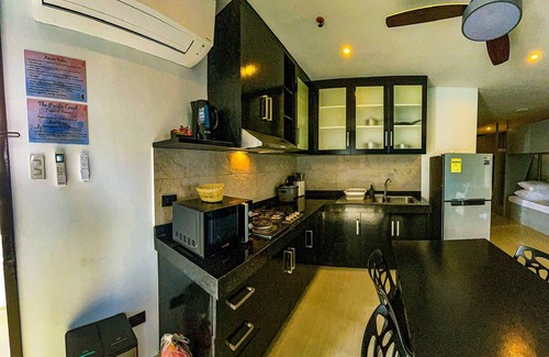 Yapak Hotel | The Pacific Coast Suites
