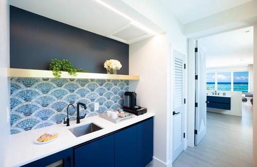 Bodden Town Villa | The Palm Family Retreat in Bodden Town by Personal Villas - Perfect Holiday Home