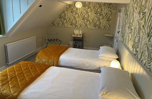 Romsey Bed & Breakfast | The Palmerston Rooms
