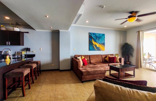 Barrio Los Villalobos Apartment | The Palms Jaco 1001 penthouse on the beach