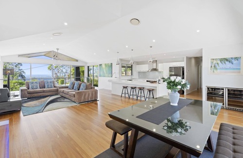 Tallai House | The Panorama Retreat Sleeps 23 14