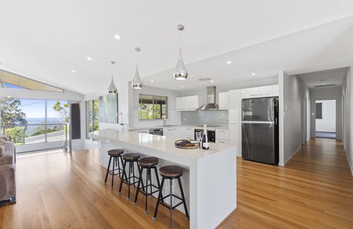 Tallai House | The Panorama Retreat Sleeps 23 14