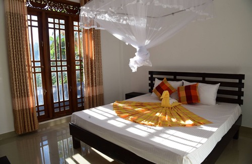 Kumbalwela Hotel | The Paramount