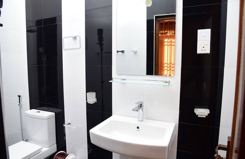 Kumbalwela Hotel | The Paramount