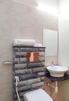 Vadapalani Hotel | The Parion Business Class Hotel