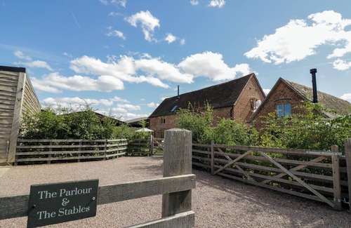 Whitney-on-Wye Cottage | The Parlour