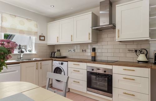 Kilgetty Cottage | The Parsonage - Peaceful, Dog Friendly Cottage