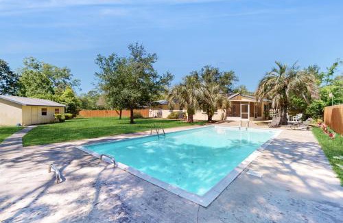 Fort King District House | The Peaceful Ocala Bungalow