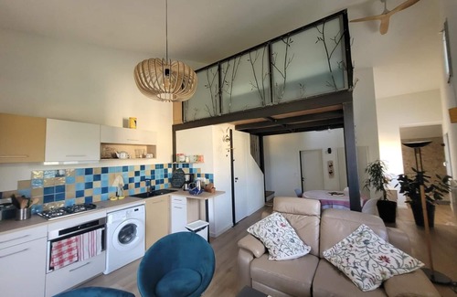 Villecroze House | The Peaceful Owl