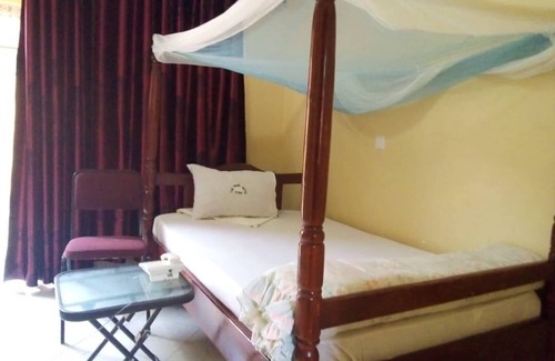 Kumi Hotel | The Pearl Hotel Kumi