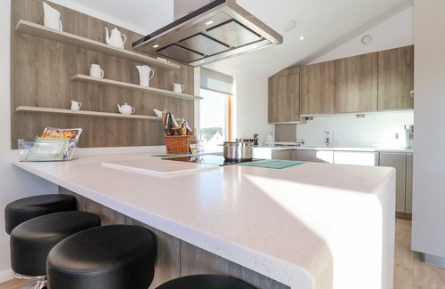 Martlesham Heath Cottage | THE PENTHOUSE in Woodbridge