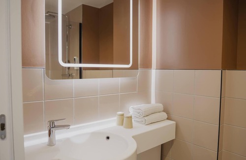 Port of Caen Hostel | The People Caen