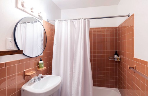East Windham Hotel | The Perch Hotel