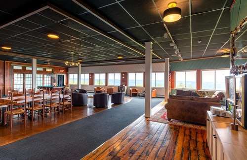 East Windham Hotel | The Perch Hotel