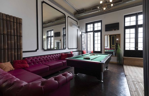 Bucharest City-Centre Villa | the perfect accommodation for big groups. 18 beds, hot tub, dry sauna, and more