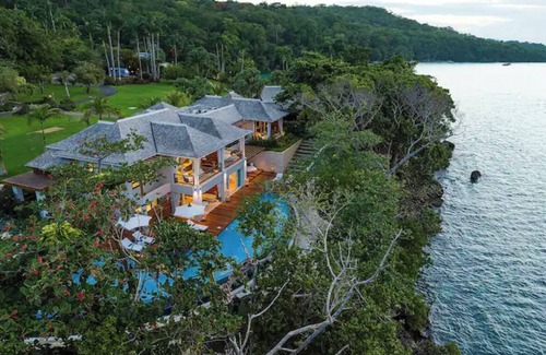 Ocho Rios House | The Perfect Jamaican vacation home for everyone.
