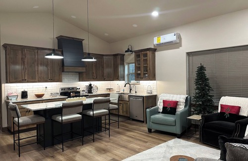 Tahlequah Apartment | The perfect, quiet hideaway! Spacious 1-bedroom with all the amenities of home.