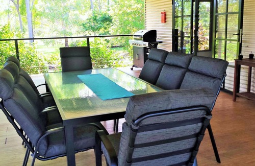 Dundee Beach House | The perfect weekend or weekday get away!