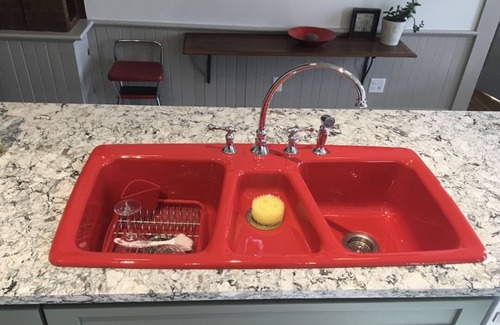 East Aurora Apartment | The Persons Apartment - in the Heart of East Aurora