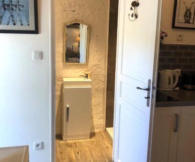 Brigueil-le-Chantre Apartment | The Petit Prince Studio at Chateau Mareuil