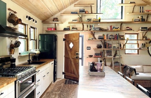 Wardensville Cabin | The Philosopher's Retreat