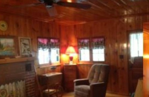 Hawks Cottage | THE PHOEBE - The Beautiful NettieBay Lodge
