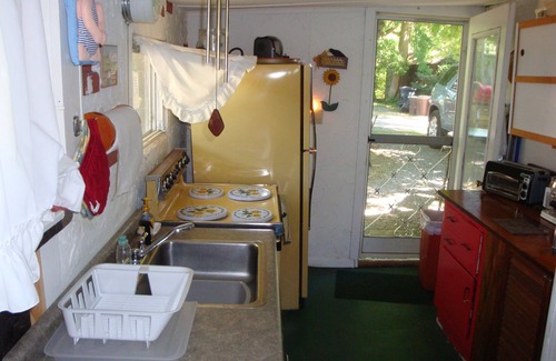 Town of Jerusalem Cottage | The Pickerel Inn at 450 Crescent Beach Branchport, NY
