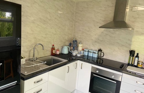 Sittingbourne Cabin | The Piggery - Glamping Pod