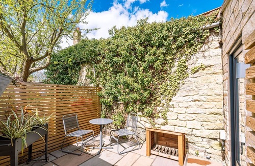 Slingsby Cottage | The Pigsty - sleeps 2 guests in 1 bedroom