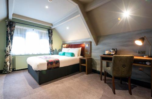 Harrogate Hotel | The Pine Marten by Innkeeper's Collection