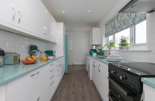 Carbis Bay House | THE PINES, pet friendly, country holiday cottage in Carbis Bay