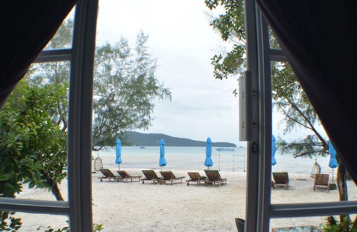 Koh Rong Sanloem Hotel | The Pipes Resort