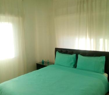 Al Jubeiha Apartment | The Place Apartments