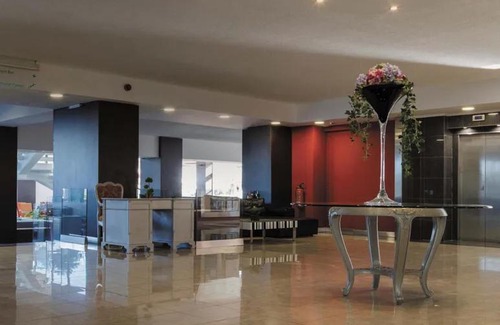 Dharampeth Bed & Breakfast | The Place ***