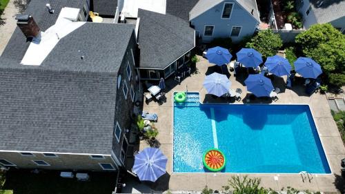 West Harwich Bed & Breakfast | The Platinum Pebble Boutique Inn - Adults Only Property