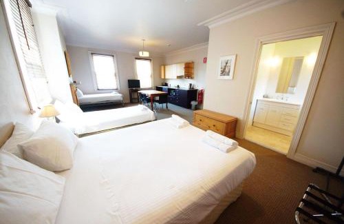 Barraba Hotel | The Playhouse Hotel