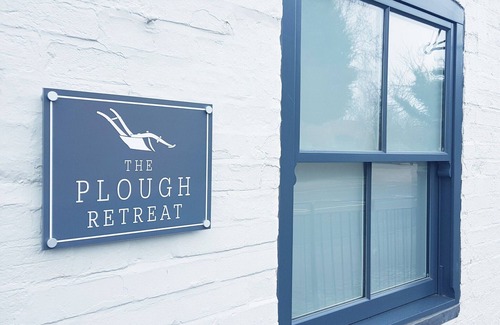 Newark Apartment | The Plough Retreat - Studios