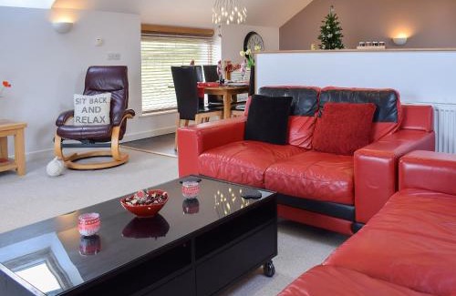 Lampeter House | The Plucking Barn