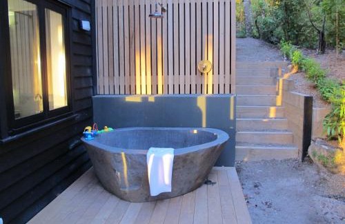 Acacia Bay House | The Point Luxury Villa