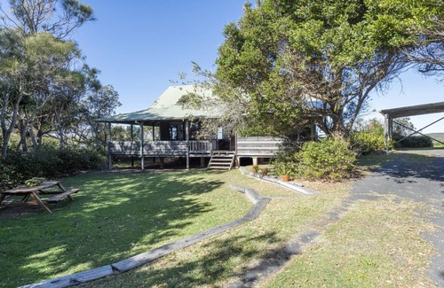 Angourie House | The Point Ultimate Beach House