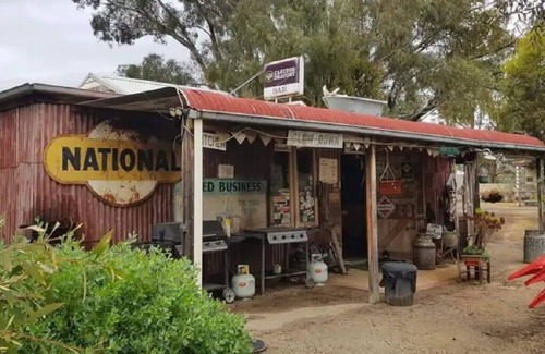 Dadswells Bridge Cabin | "The Post Office" Old Dadswell Town.n