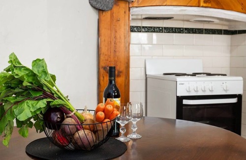 Willunga House | The Postmaster's Manor: Willunga Heritage Hideaway