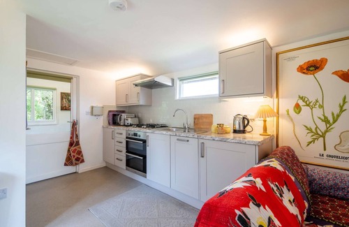 Woodstock Apartment | The Potting Shed | Oxfordshire Holiday Let | 1 Bed & Sleeps 2