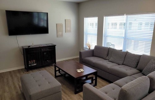 Elkhorn House | The Prairie at Coventry Rows