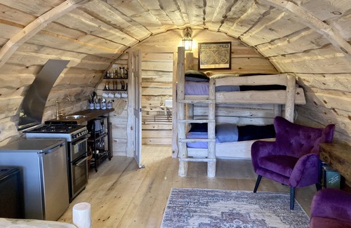 Bontnewydd Cabin | The Prancing Moose